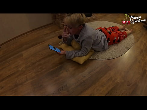 ❤️ Šialená blondínka fajčí obrovský penis a skáče na ňom - análny sex ❤️ Porno vk na nás sk.classicmebel21.ru ☑